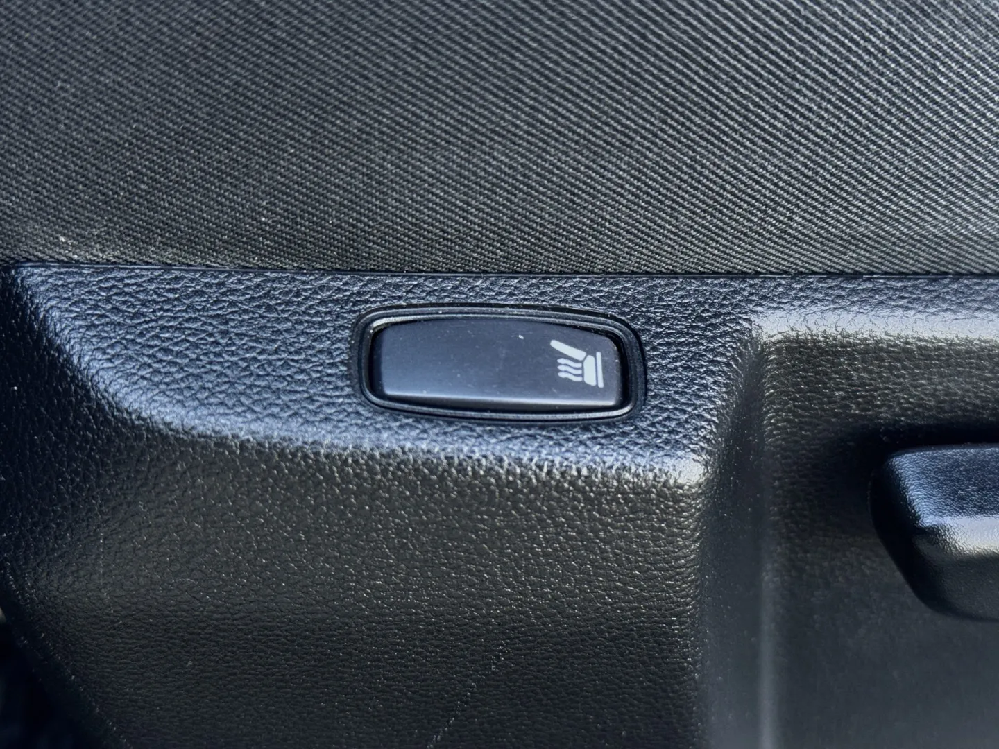 Cumpara/ Vinde online Dacia Duster 2019 SH, la cel mai bun pret pentru tine!