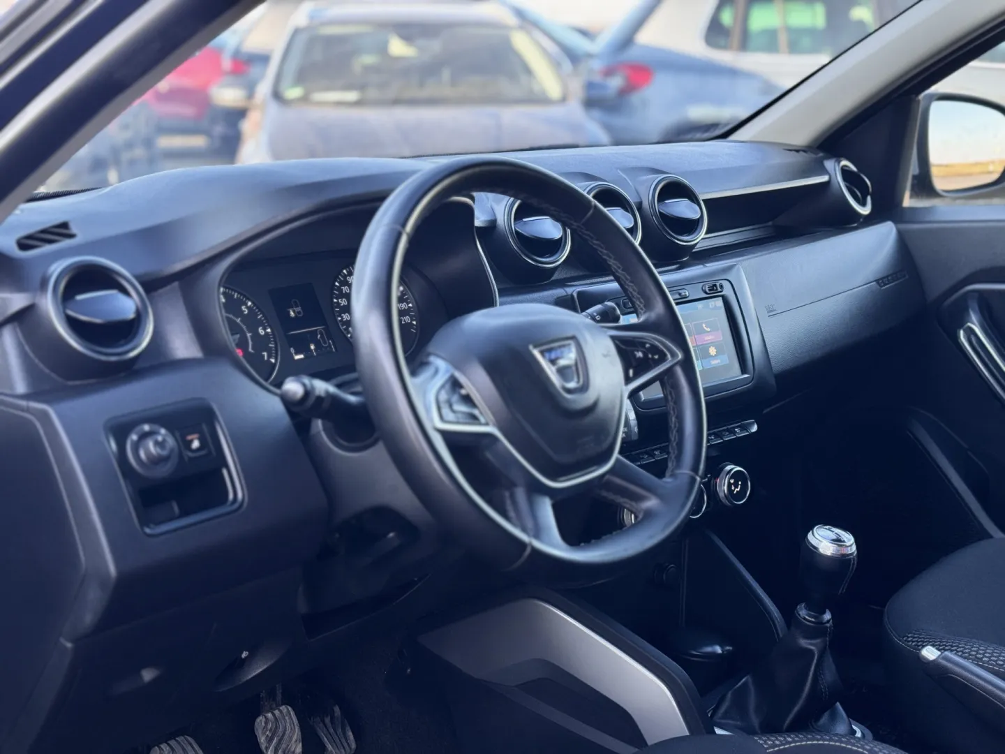 Cumpara/ Vinde online Dacia Duster 2019 SH, la cel mai bun pret pentru tine!