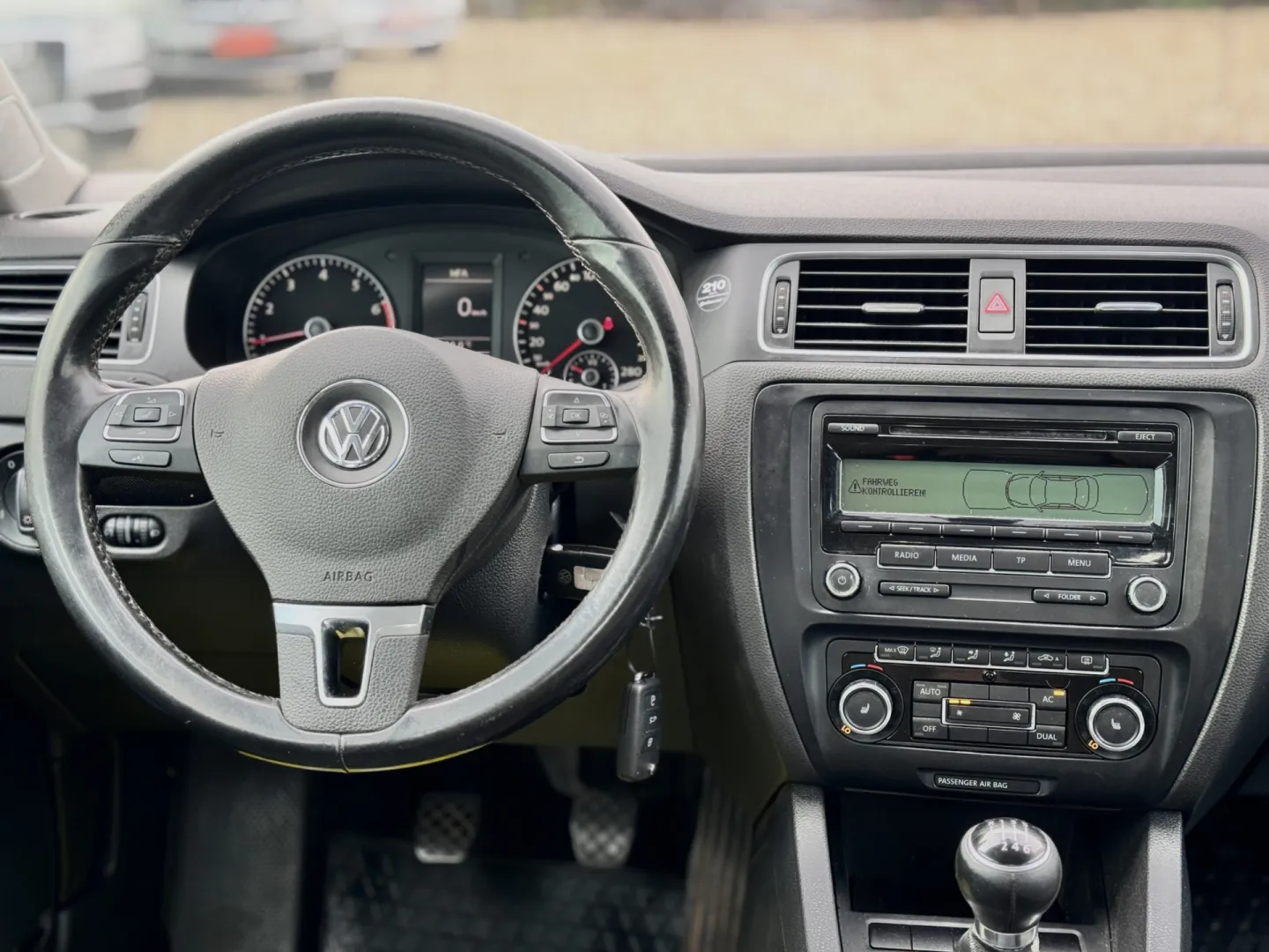 Cumpara/ Vinde online Volkswagen Jetta 2011 SH, la cel mai bun pret pentru tine!