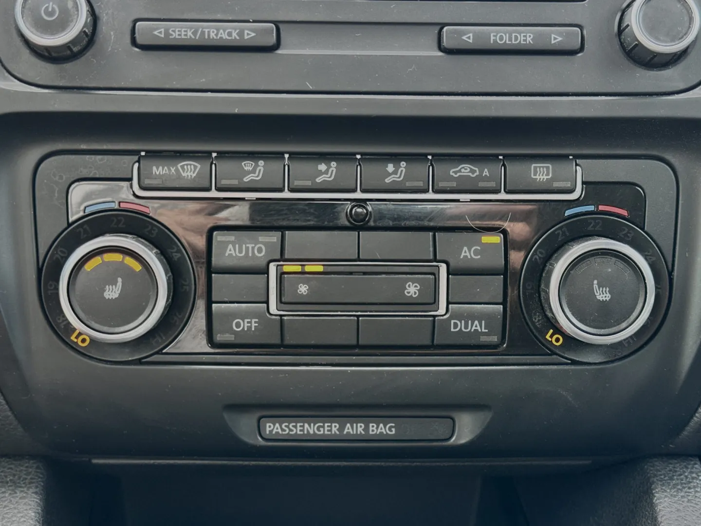 Cumpara/ Vinde online Volkswagen Jetta 2011 SH, la cel mai bun pret pentru tine!