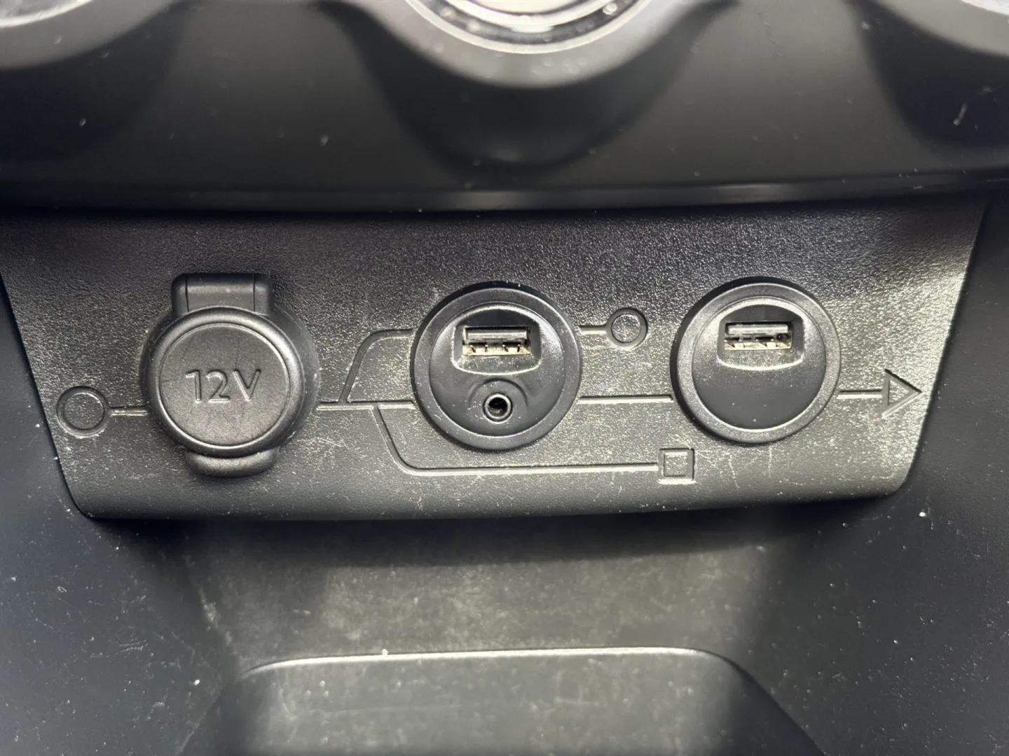 Cumpara/ Vinde online Peugeot 2008 2013 SH, la cel mai bun pret pentru tine!