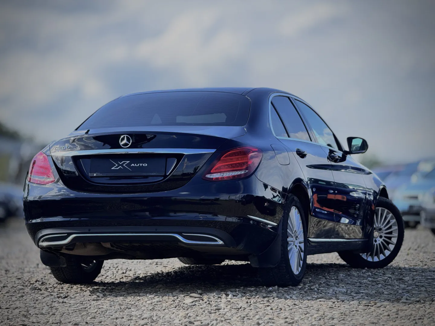 Cumpara/ Vinde online Mercedes-Benz C-Class 2015 SH, la cel mai bun pret pentru tine!