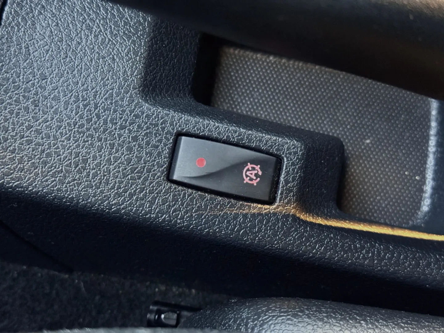 Cumpara/ Vinde online Dacia Logan 2018 SH, la cel mai bun pret pentru tine!
