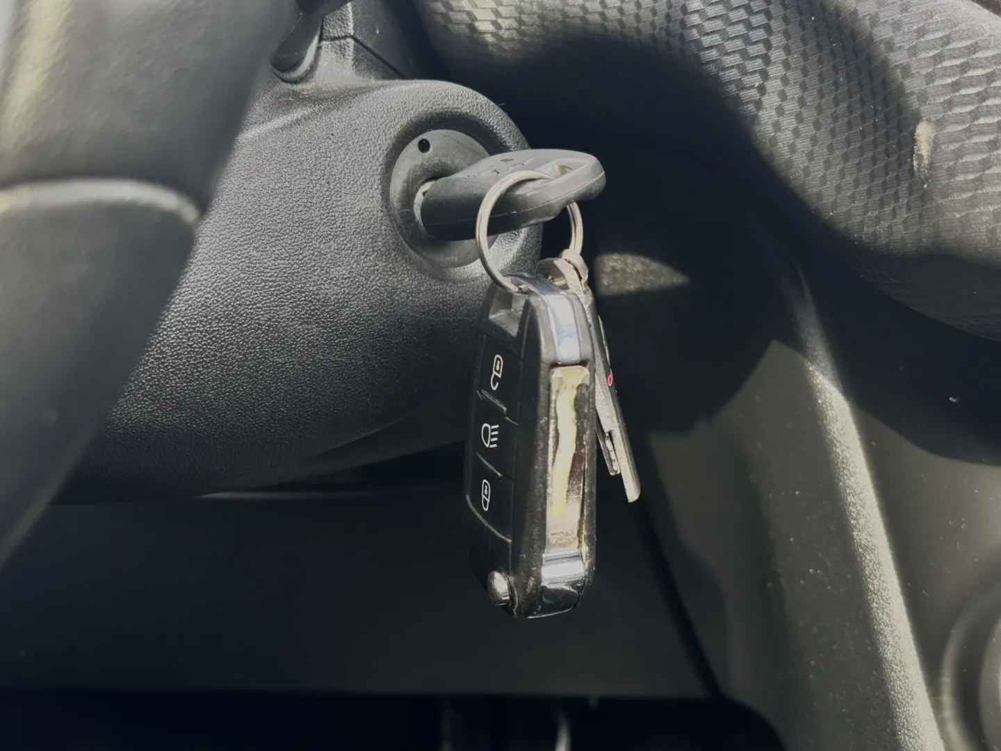 Cumpara/ Vinde online Peugeot 2008 2013 SH, la cel mai bun pret pentru tine!