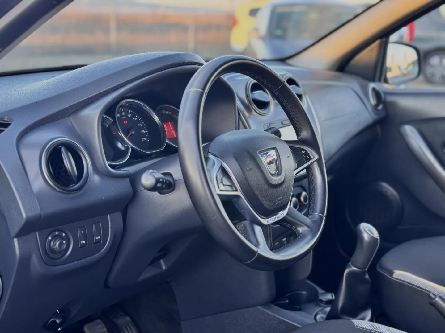 Cumpara/ Vinde online Dacia Logan 2018 SH, la cel mai bun pret pentru tine!