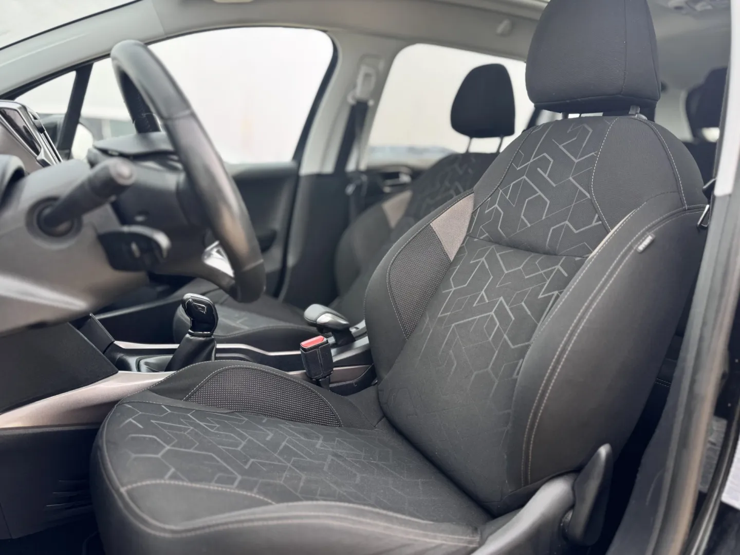 Cumpara/ Vinde online Peugeot 2008 2013 SH, la cel mai bun pret pentru tine!