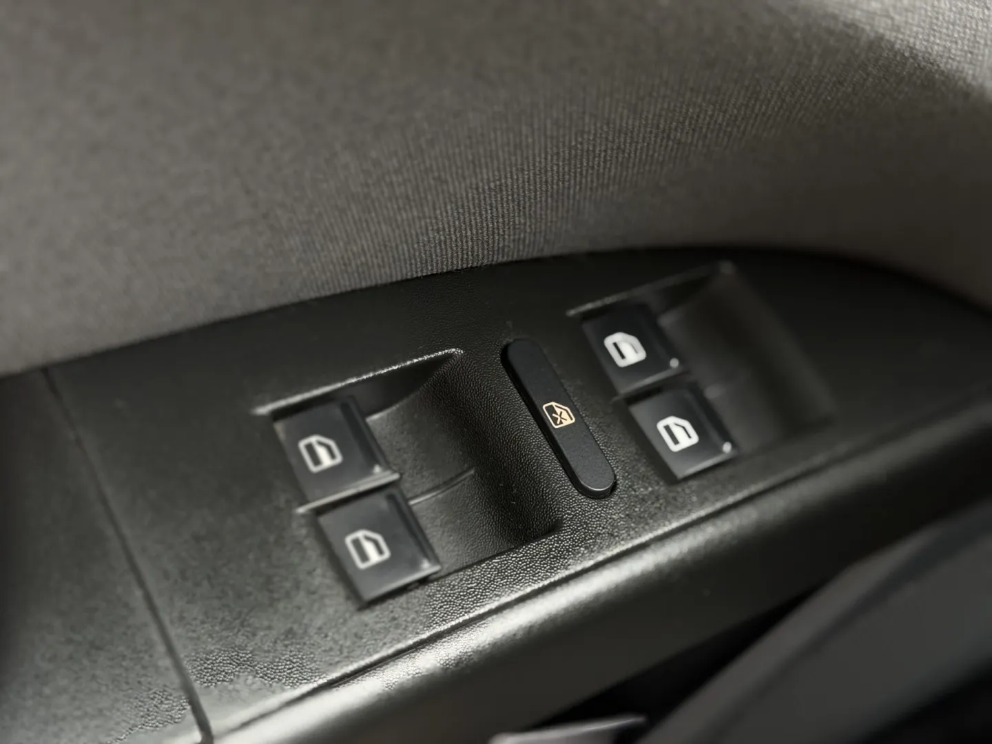 Cumpara/ Vinde online Seat Leon 2008 SH, la cel mai bun pret pentru tine!