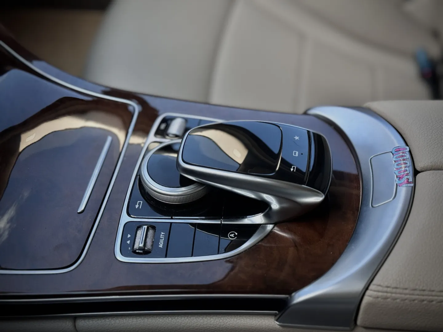 Cumpara/ Vinde online Mercedes-Benz C-Class 2015 SH, la cel mai bun pret pentru tine!