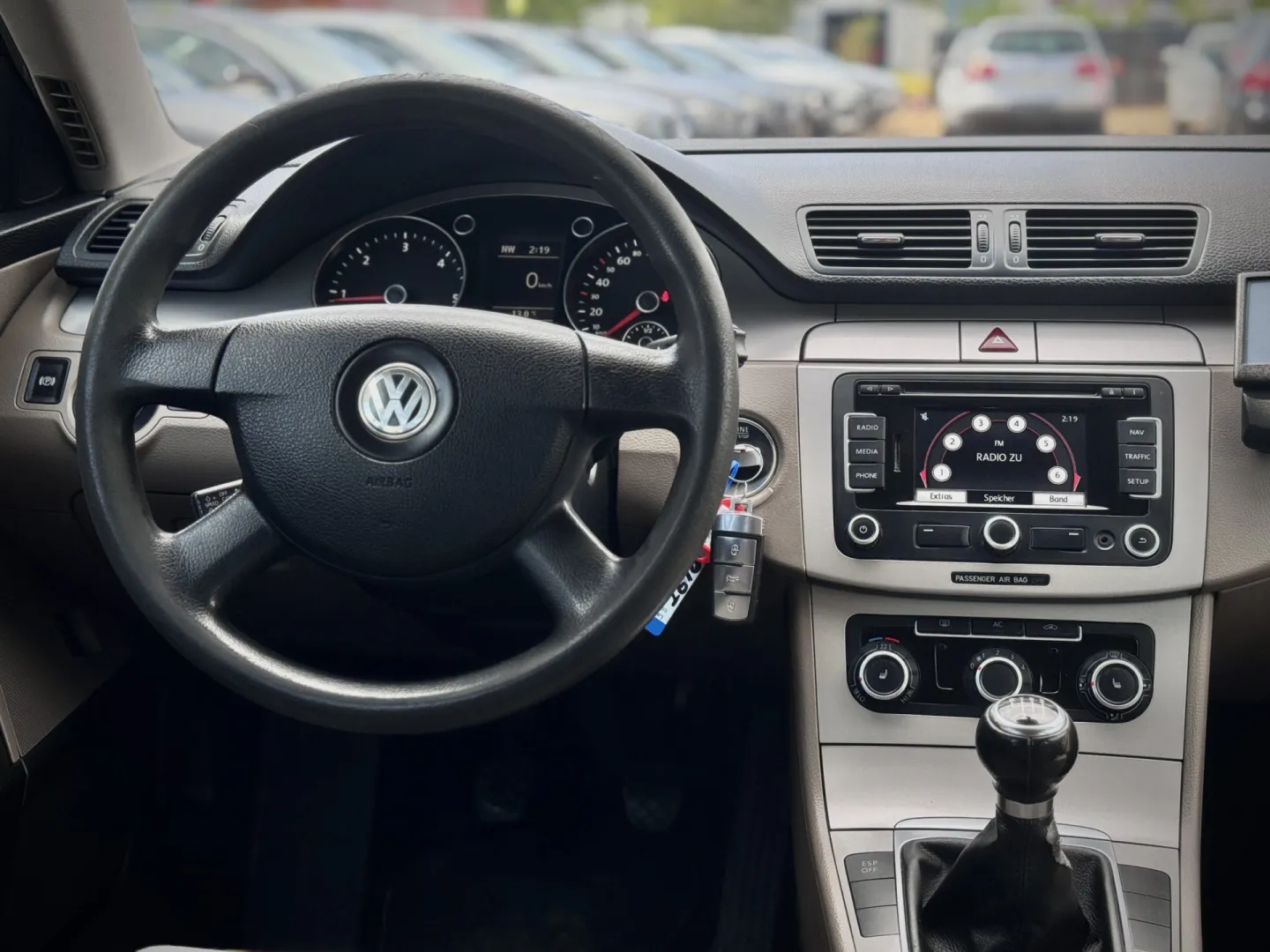 Cumpara/ Vinde online Volkswagen Passat 2009 SH, la cel mai bun pret pentru tine!