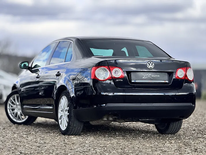 Cumpără / Vinde Volkswagen Jetta 2010 SH, la cel mai bun pret pentru tine!