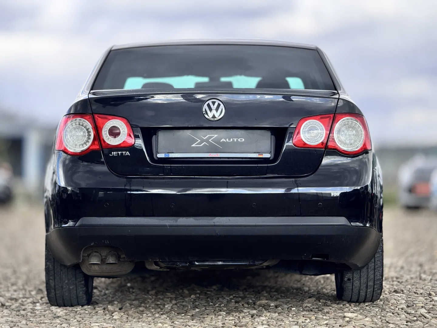Cumpara/ Vinde online Volkswagen Jetta 2010 SH, la cel mai bun pret pentru tine!