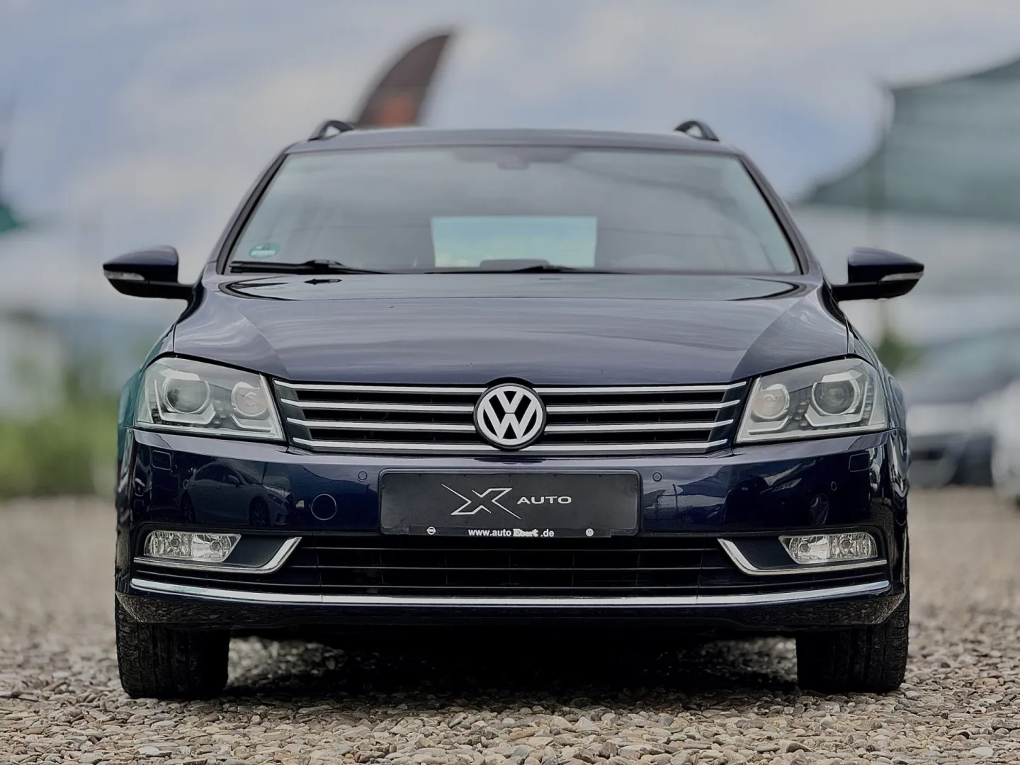 Cumpara/ Vinde online Volkswagen Passat 2011 SH, la cel mai bun pret pentru tine!