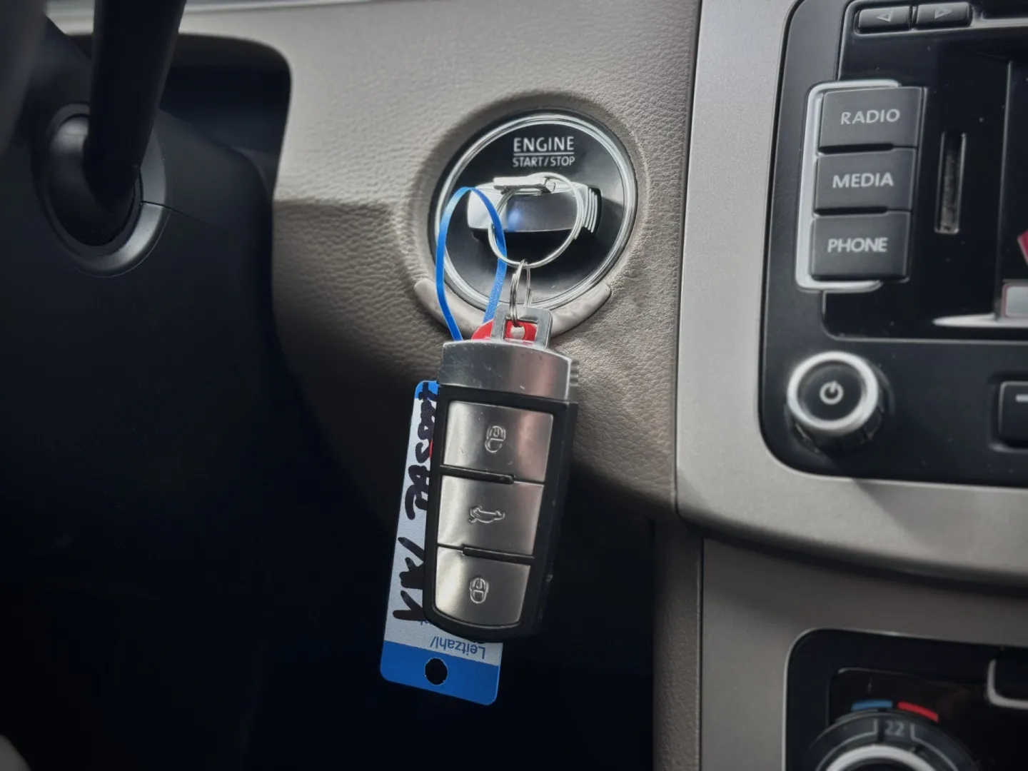 Cumpara/ Vinde online Volkswagen Passat 2009 SH, la cel mai bun pret pentru tine!