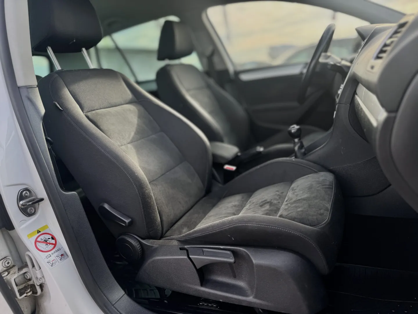 Cumpara/ Vinde online Volkswagen Golf 2009 SH, la cel mai bun pret pentru tine!