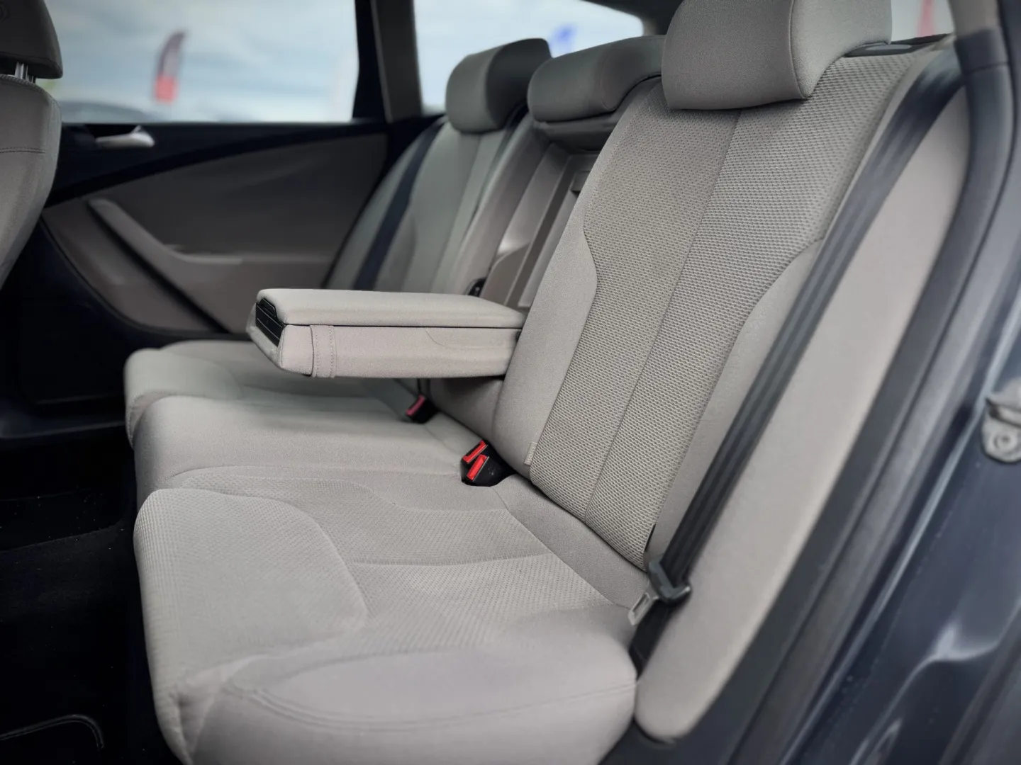 Cumpara/ Vinde online Volkswagen Passat 2009 SH, la cel mai bun pret pentru tine!