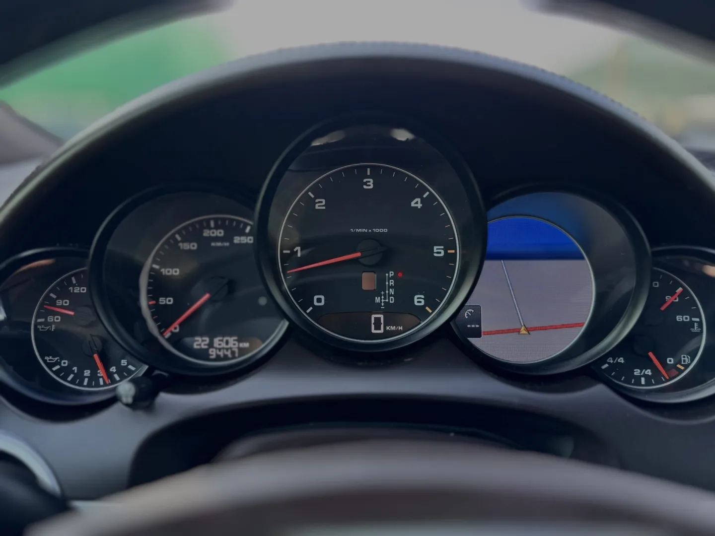 Cumpara/ Vinde online Porsche Cayenne 2011 SH, la cel mai bun pret pentru tine!