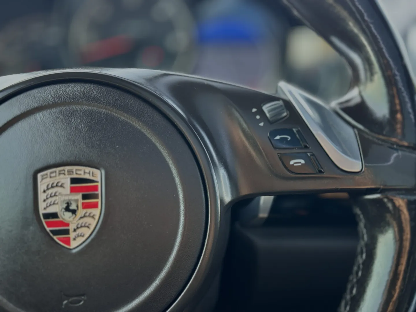 Cumpara/ Vinde online Porsche Cayenne 2011 SH, la cel mai bun pret pentru tine!