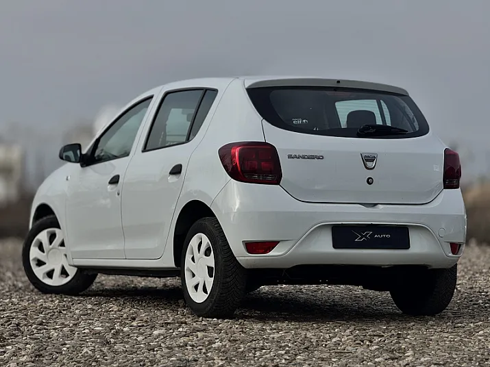 Cumpără / Vinde Dacia Sandero 2018 SH, la cel mai bun pret pentru tine!