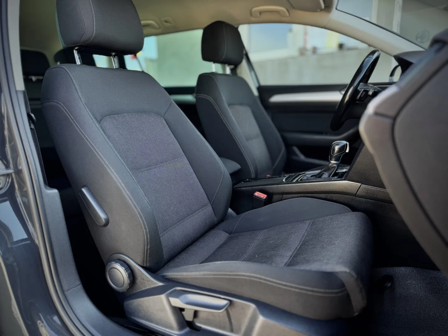Cumpara/ Vinde online Volkswagen Passat 2016 SH, la cel mai bun pret pentru tine!