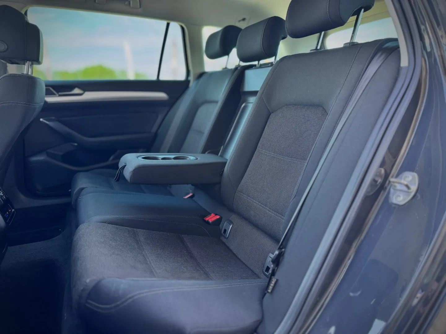 Cumpara/ Vinde online Volkswagen Passat 2016 SH, la cel mai bun pret pentru tine!