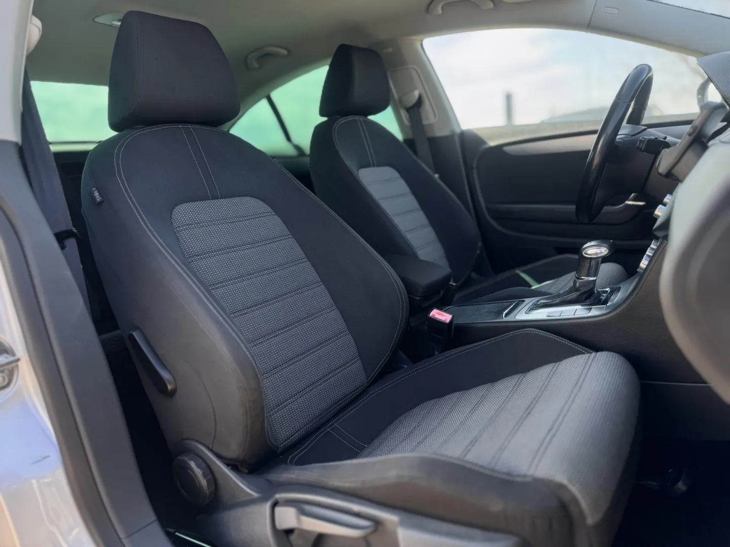 Cumpara/ Vinde online Volkswagen Passat CC 2009 SH, la cel mai bun pret pentru tine!