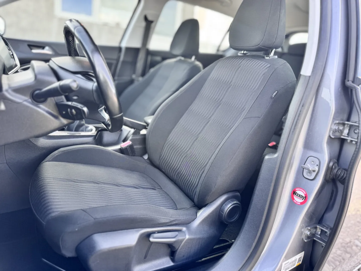 Cumpara/ Vinde online Peugeot 308 2016 SH, la cel mai bun pret pentru tine!