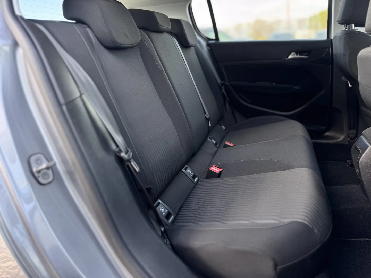 Cumpara/ Vinde online Peugeot 308 2016 SH, la cel mai bun pret pentru tine!