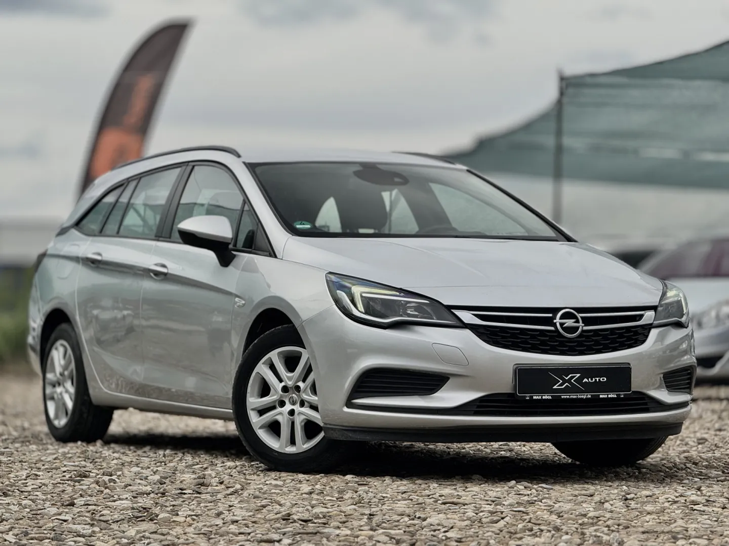Cumpara/ Vinde online Opel Astra 2016 SH, la cel mai bun pret pentru tine!