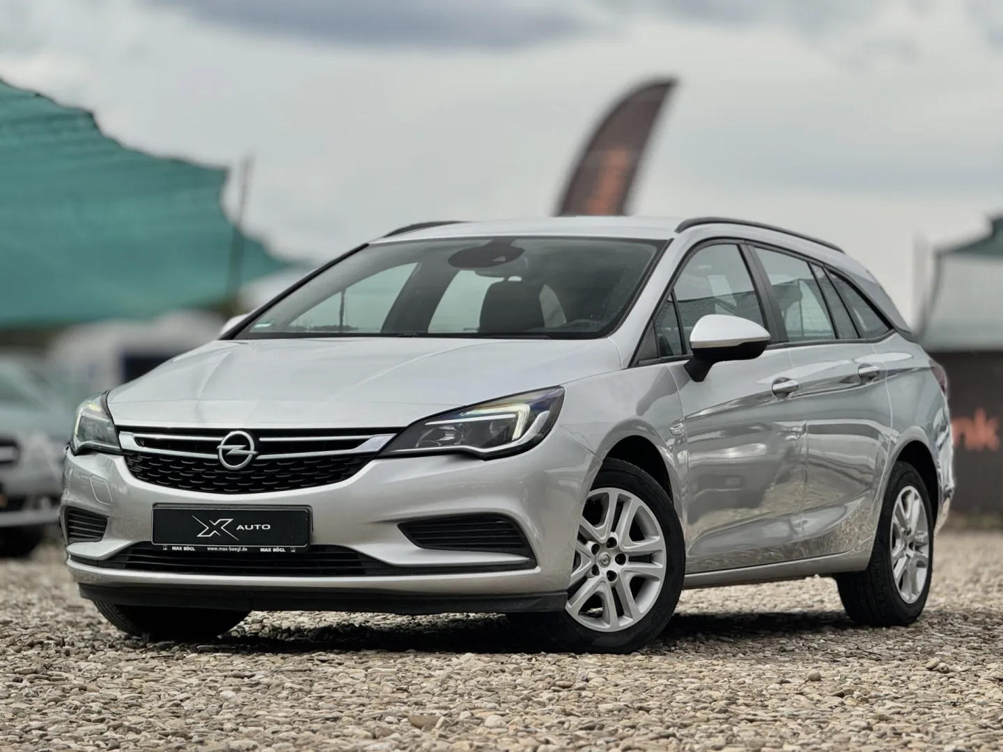 Cumpara/ Vinde online Opel Astra 2016 SH, la cel mai bun pret pentru tine!