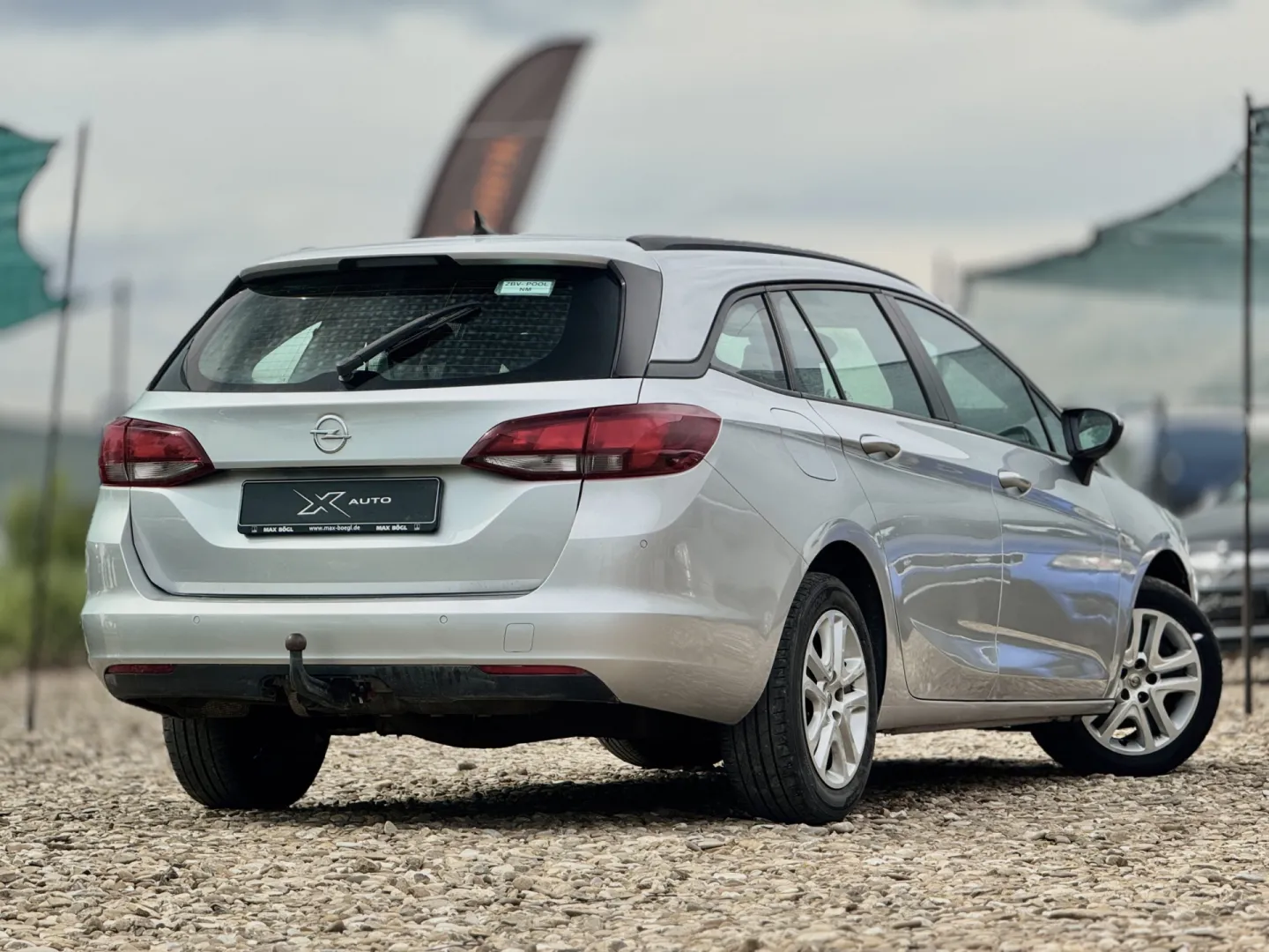 Cumpara/ Vinde online Opel Astra 2016 SH, la cel mai bun pret pentru tine!