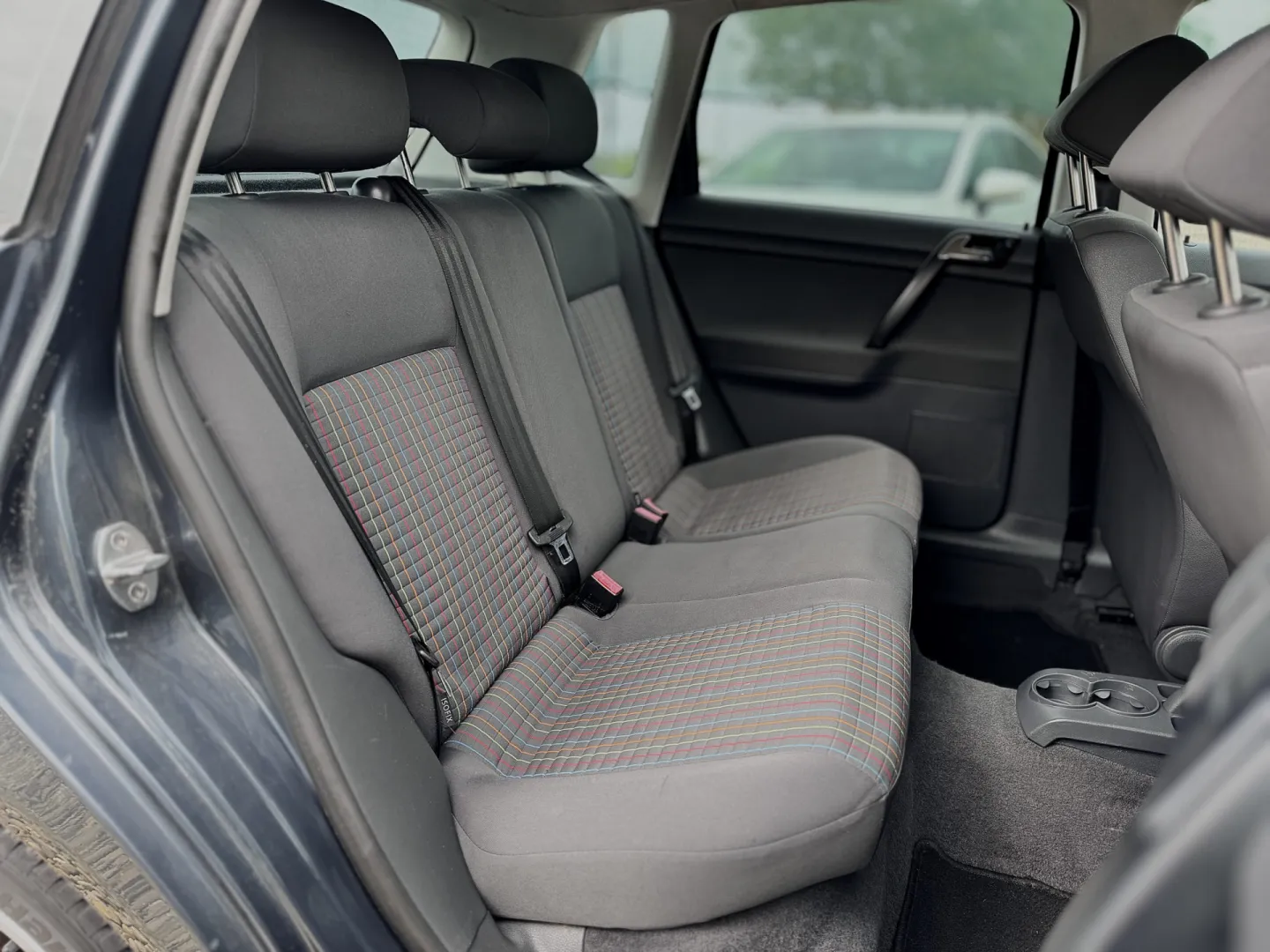 Cumpara/ Vinde online Volkswagen Polo 2006 SH, la cel mai bun pret pentru tine!