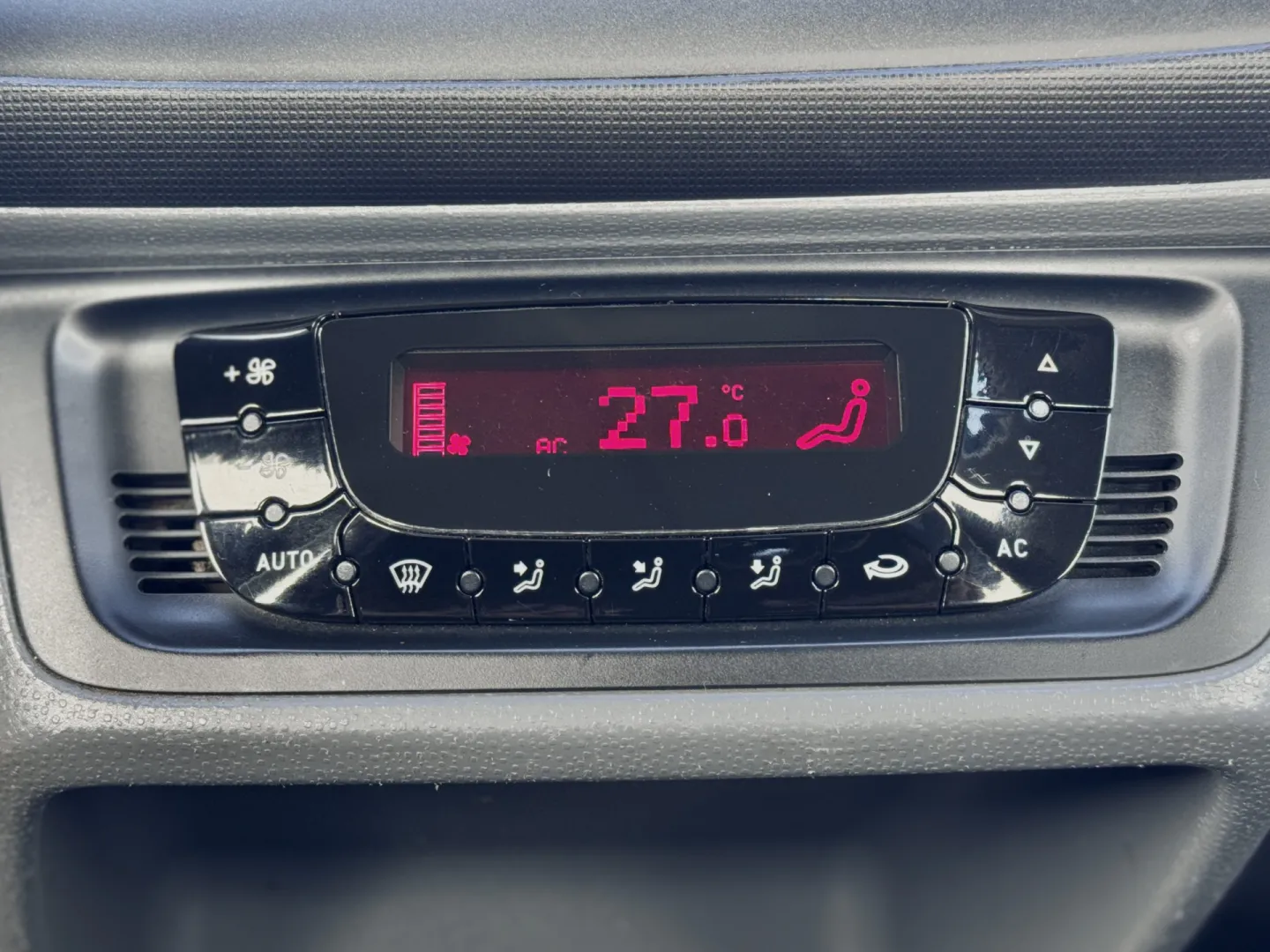 Cumpara/ Vinde online Seat Ibiza 2009 SH, la cel mai bun pret pentru tine!