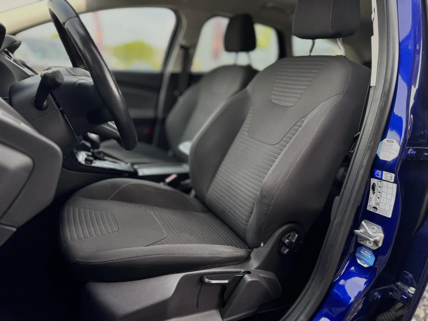 Cumpara/ Vinde online Ford Focus 2017 SH, la cel mai bun pret pentru tine!
