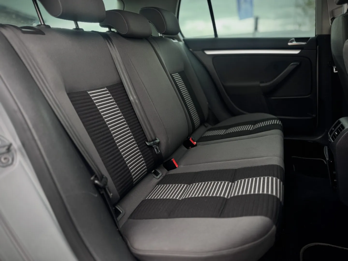 Cumpara/ Vinde online Volkswagen Golf 2007 SH, la cel mai bun pret pentru tine!