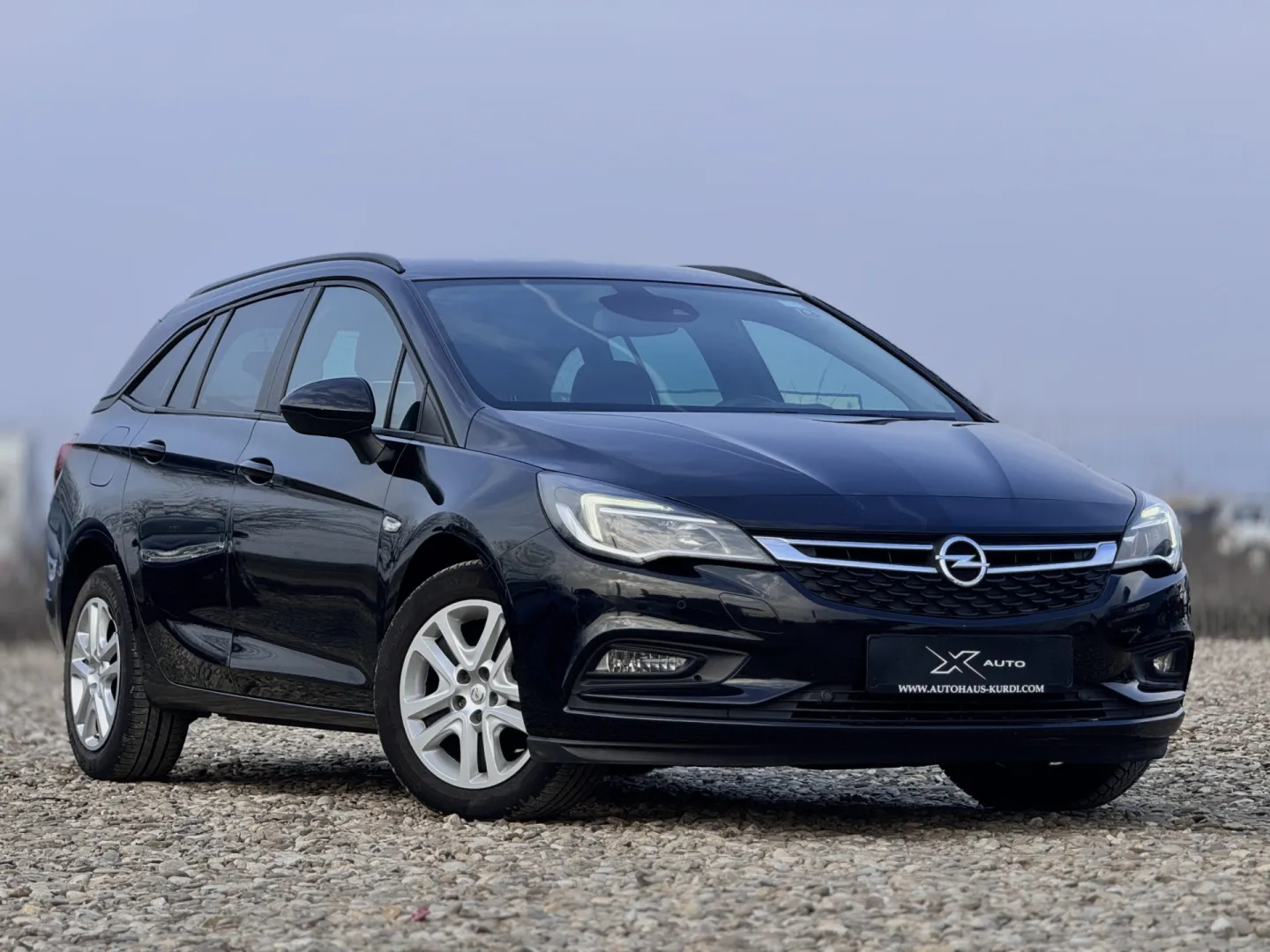Cumpara/ Vinde online Opel Astra 2017 SH, la cel mai bun pret pentru tine!