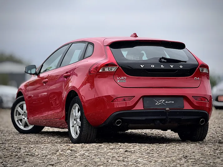 Cumpără / Vinde Volvo V40 2014 SH, la cel mai bun pret pentru tine!