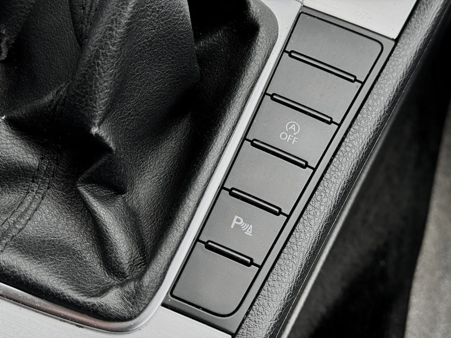 Cumpara/ Vinde online Volkswagen Passat CC 2012 SH, la cel mai bun pret pentru tine!