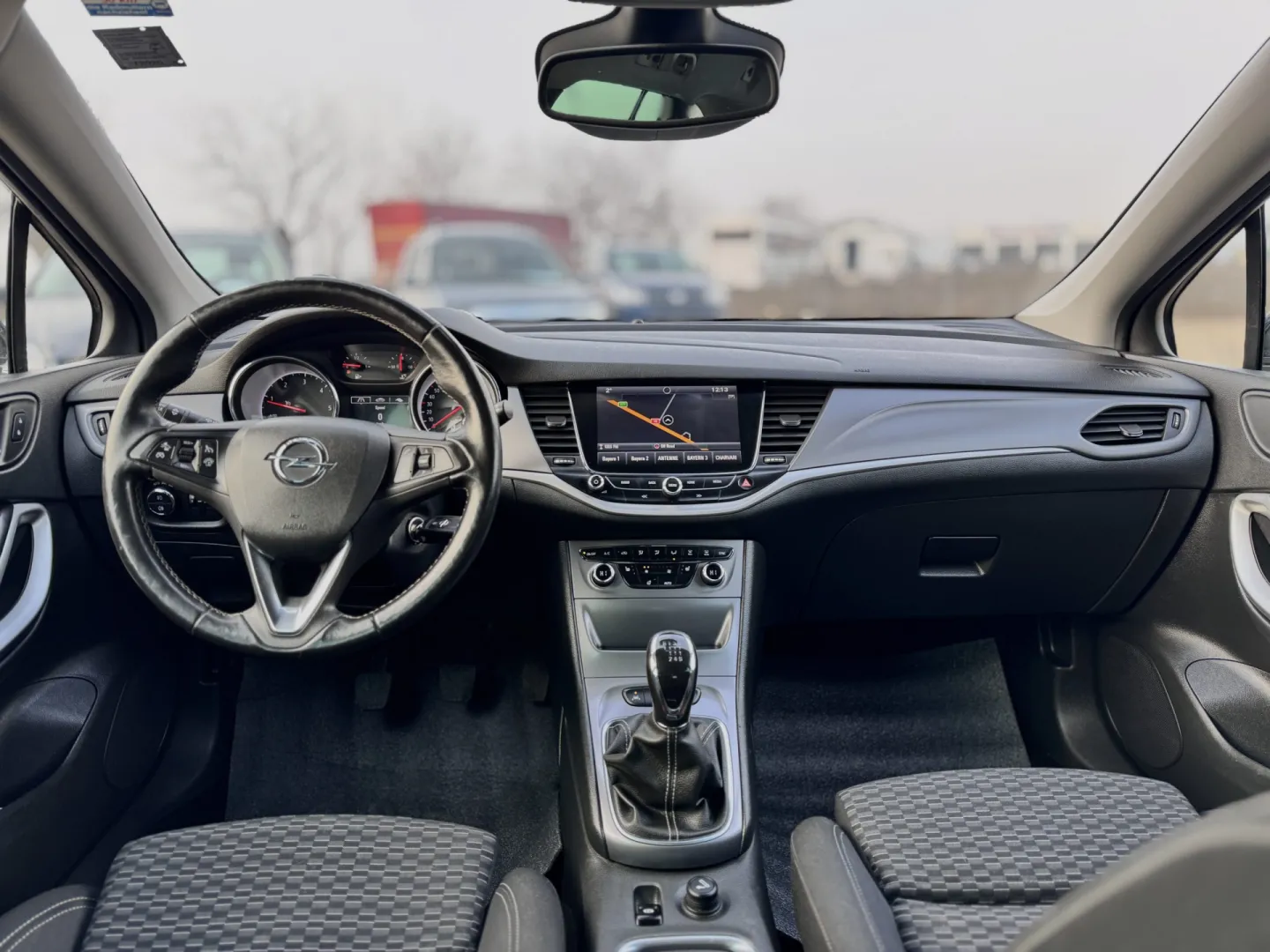 Cumpara/ Vinde online Opel Astra 2017 SH, la cel mai bun pret pentru tine!
