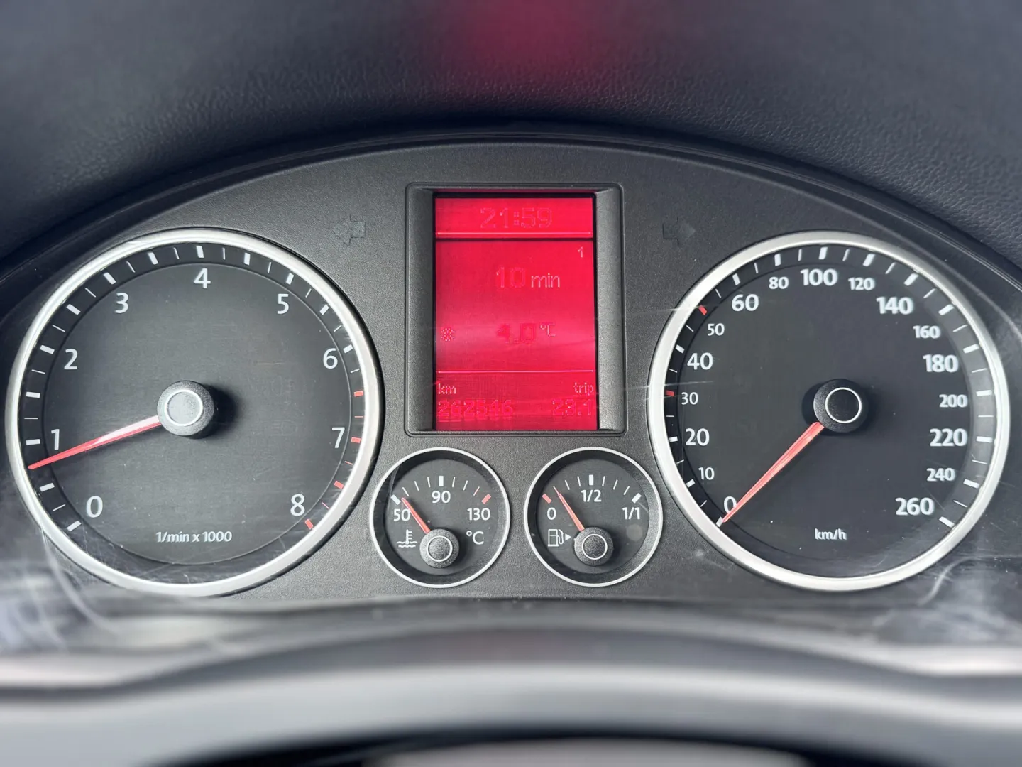 Cumpara/ Vinde online Volkswagen Tiguan 2008 SH, la cel mai bun pret pentru tine!
