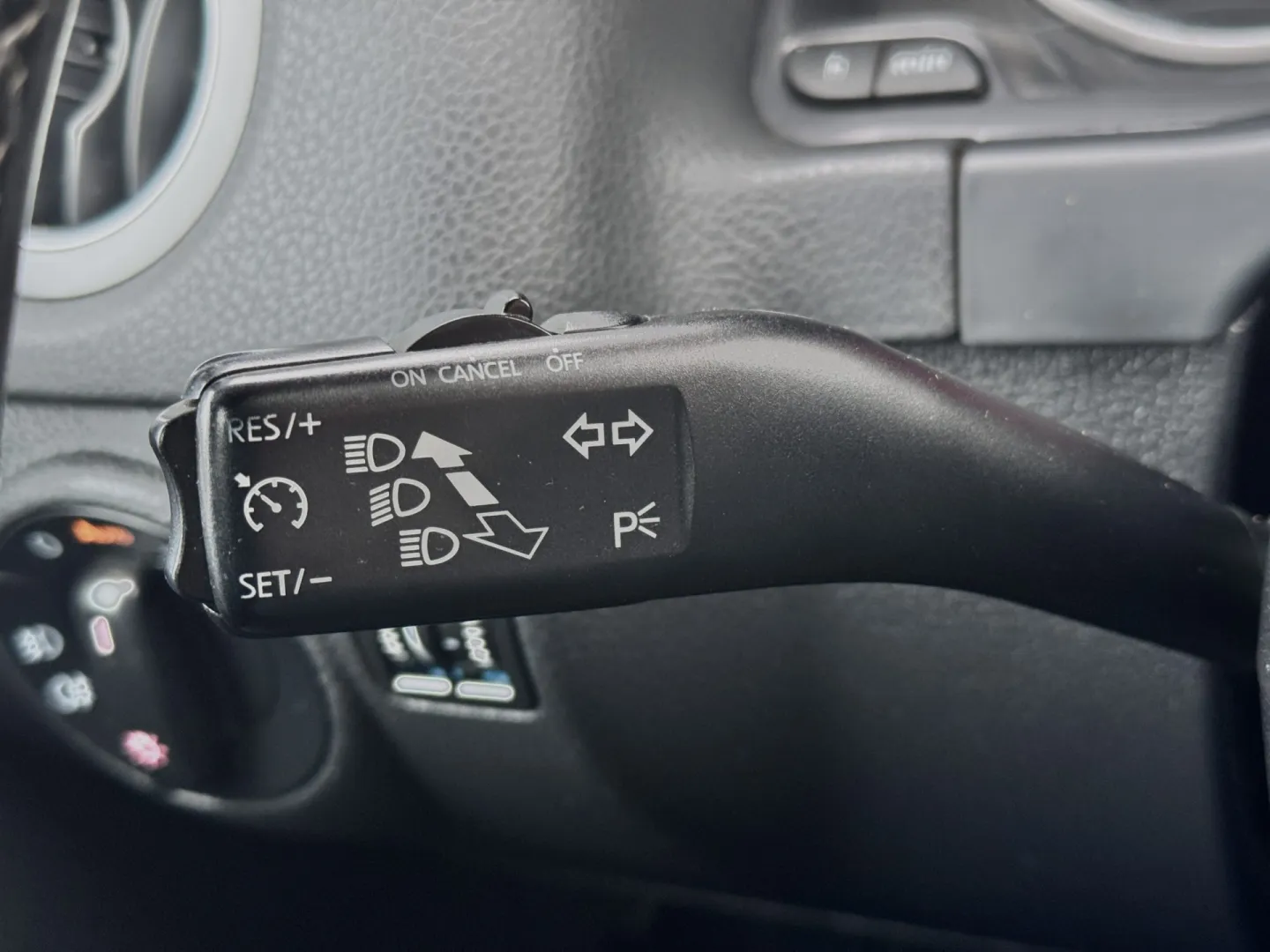 Cumpara/ Vinde online Volkswagen Tiguan 2008 SH, la cel mai bun pret pentru tine!