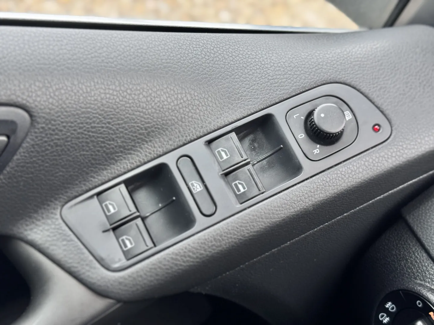 Cumpara/ Vinde online Volkswagen Tiguan 2008 SH, la cel mai bun pret pentru tine!