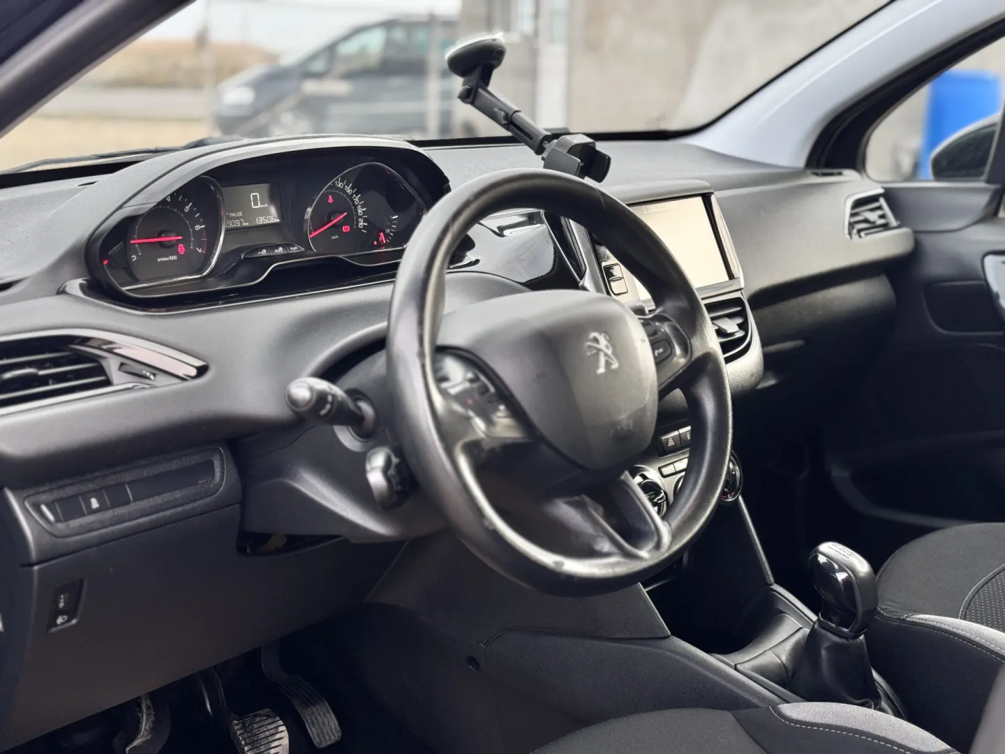 Cumpara/ Vinde online Peugeot 208 2012 SH, la cel mai bun pret pentru tine!