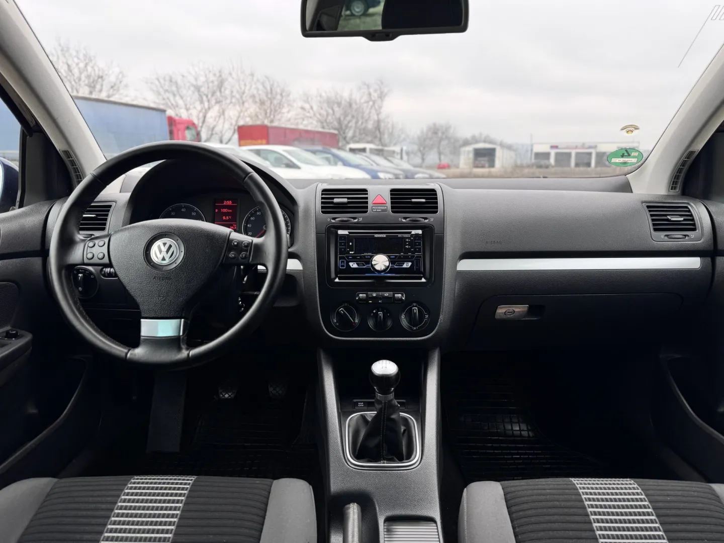 Cumpara/ Vinde online Volkswagen Golf 2008 SH, la cel mai bun pret pentru tine!