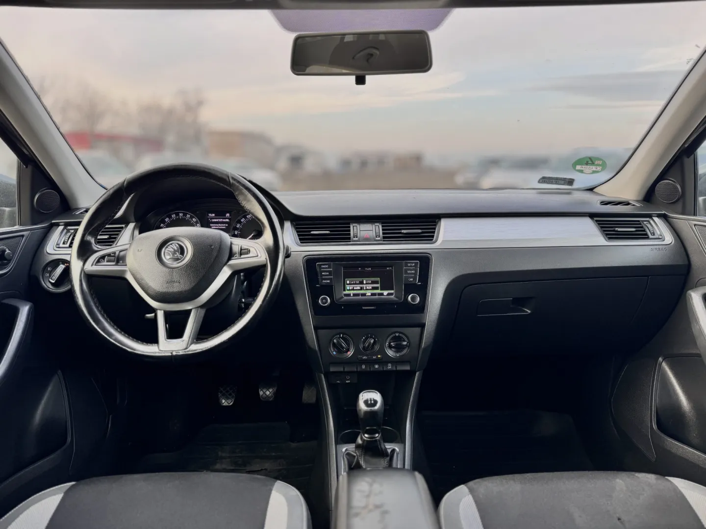 Cumpara/ Vinde online Skoda Rapid 2017 SH, la cel mai bun pret pentru tine!