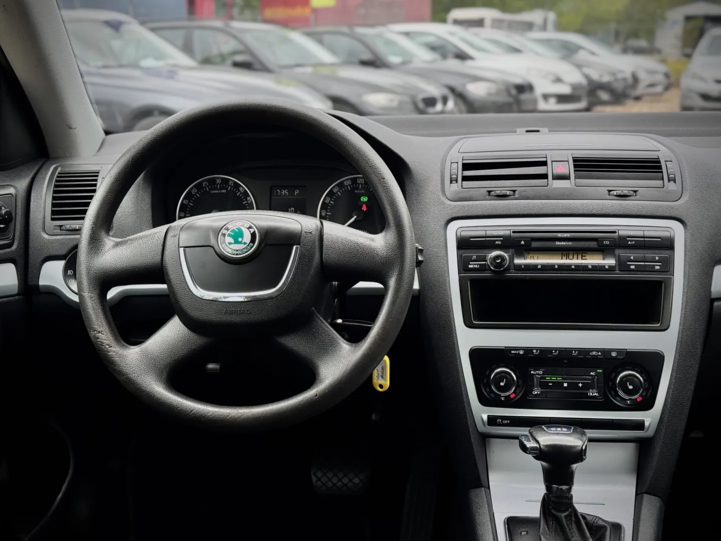 Cumpara/ Vinde online Skoda Octavia 2010 SH, la cel mai bun pret pentru tine!