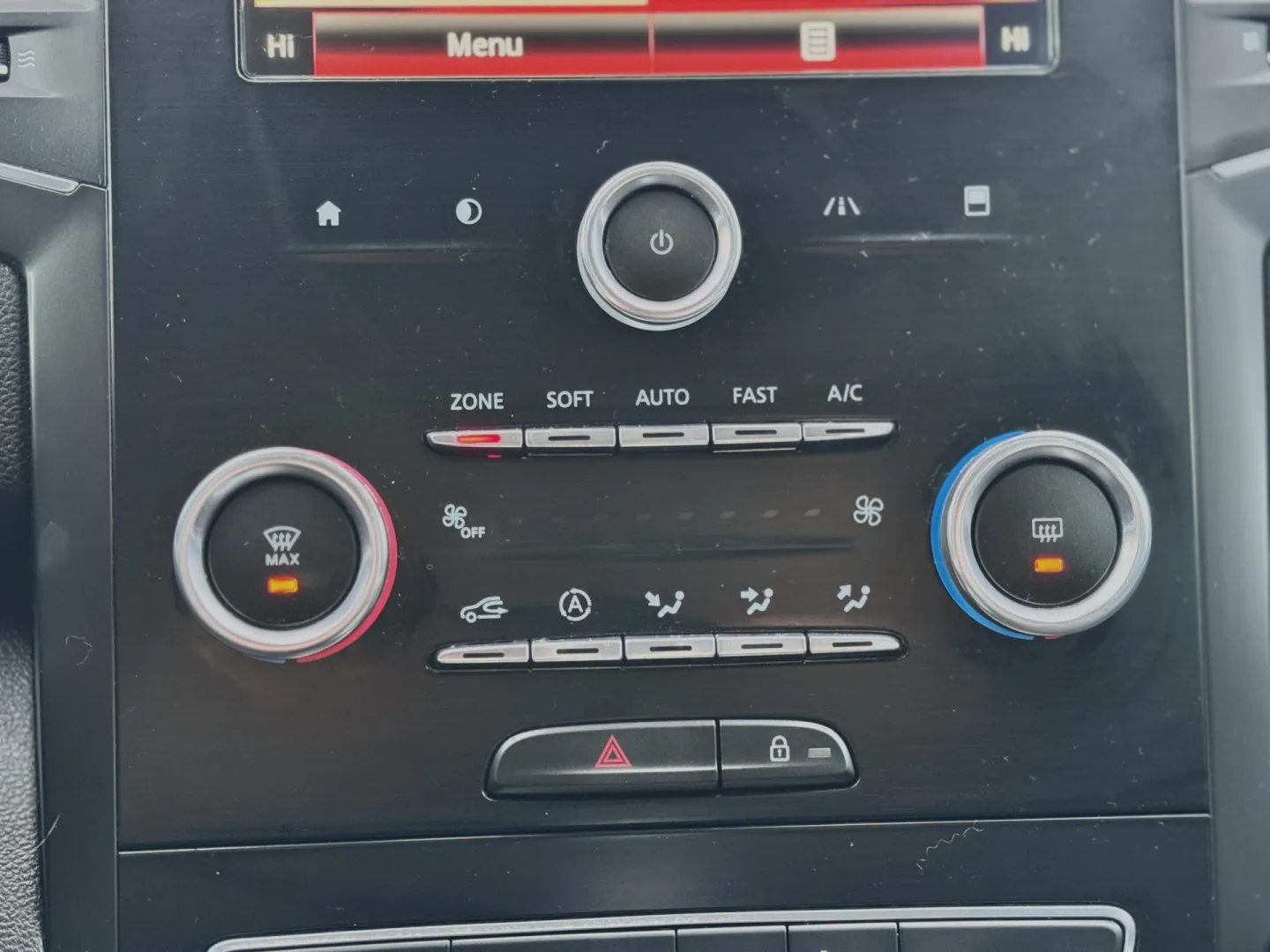 Cumpara/ Vinde online Renault  Megane 2016 SH, la cel mai bun pret pentru tine!