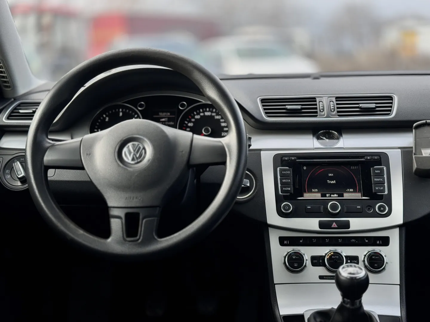 Cumpara/ Vinde online Volkswagen Passat 2012 SH, la cel mai bun pret pentru tine!