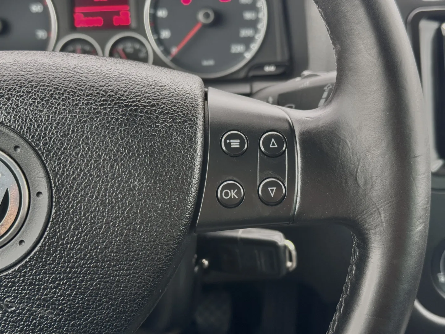 Cumpara/ Vinde online Volkswagen Golf 2008 SH, la cel mai bun pret pentru tine!