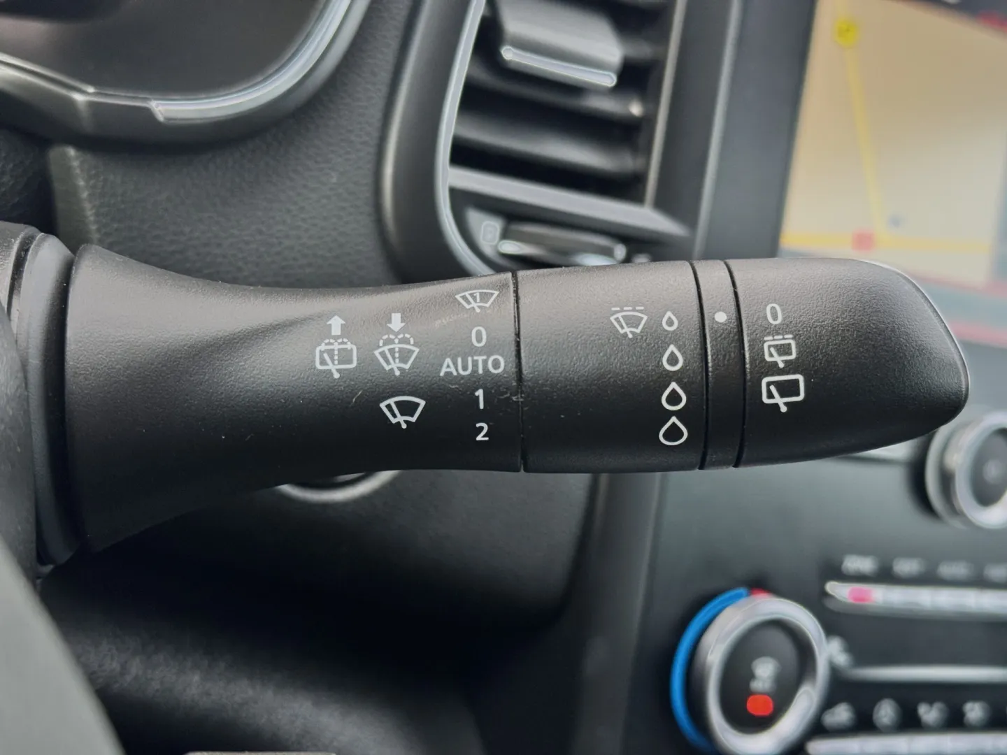 Cumpara/ Vinde online Renault  Megane 2016 SH, la cel mai bun pret pentru tine!