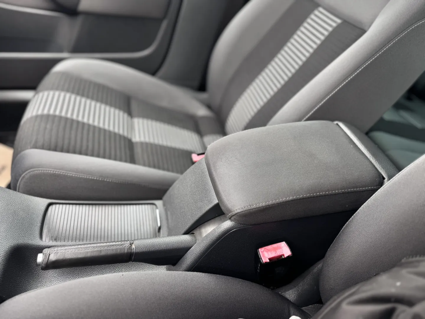 Cumpara/ Vinde online Volkswagen Golf 2008 SH, la cel mai bun pret pentru tine!